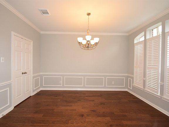 3rd image of 5105 Palmetto St