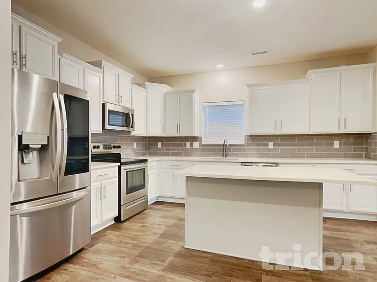 1614 Danielle Rd — Photo 5