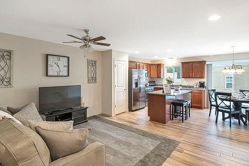 3rd image of 27054 Stoney Brook Dr #65