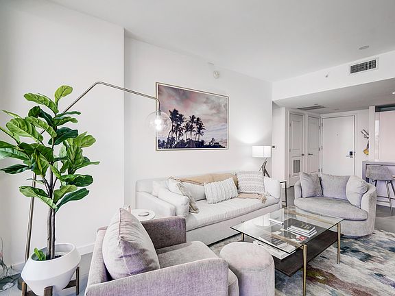 4th image of 1600 NE 1st Avenue #3607