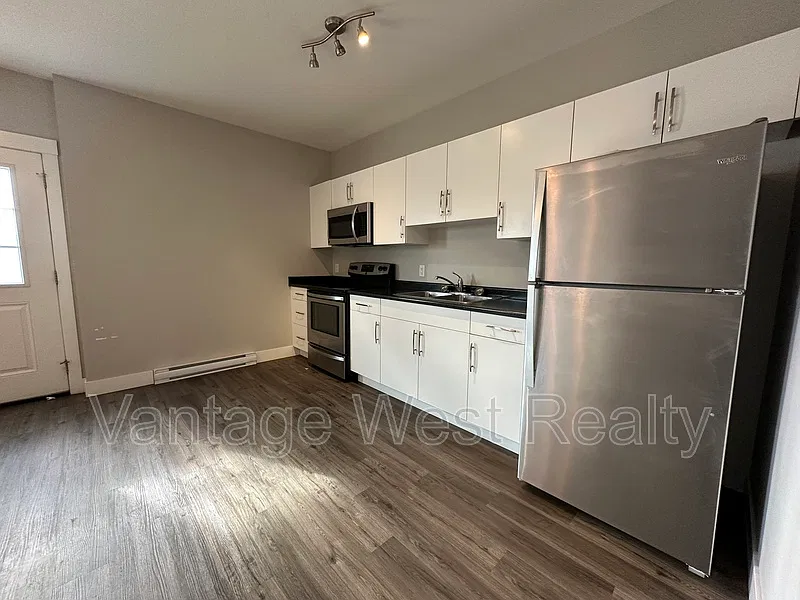 1 bed, 1.0 bath, $1,500 — Photo 3