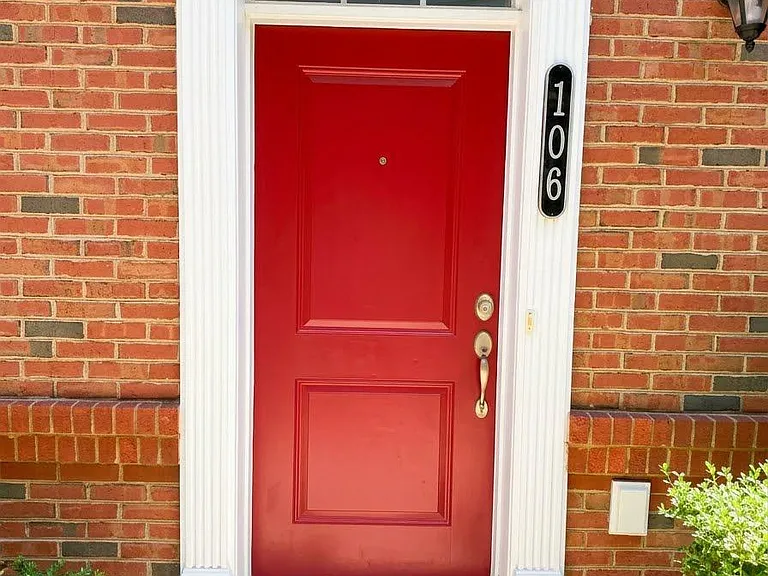 23257 Southdown Manor Ter #106 — Photo 2