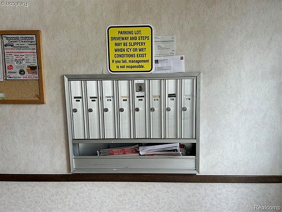4th image of 34751 Kimberly Dr #1