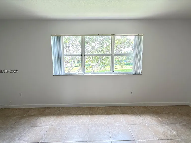 3390 NE 13th Circle Dr #206-19 — Photo 26