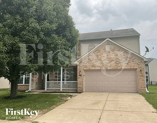 2377 Willowview Dr Photo 1