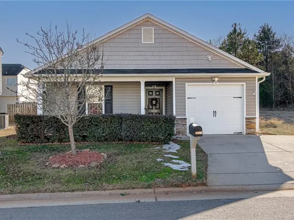 3838 Calhoun Ln, Kernersville, NC 27284