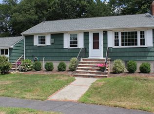 7 Welland Cir, Weymouth, MA 02188