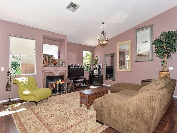 4th image of 10800 Vineyard Pass St