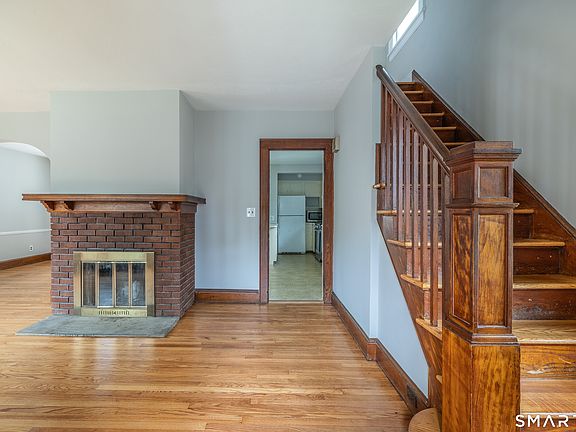4th image of 9 George Street