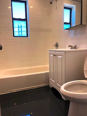 Rented by Prime Realty | media 26