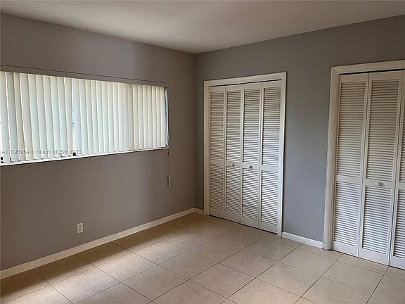 3rd image of 2303 S Federal Hwy APT 7
