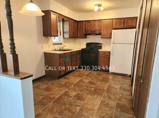 1114 Derbydale Rd, Akron, OH 44306