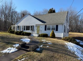 18 Wildwood Dr, South Fallsburg, NY 12779