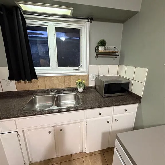 721 Devonshire Rd — Photo 19