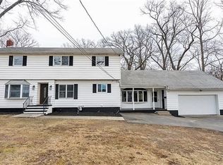 124 Clark Pl, Maybrook, NY 12543