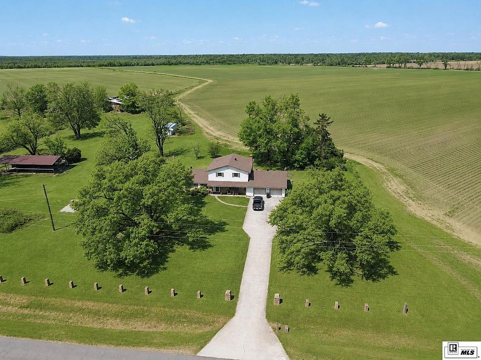 1st image of 482 Girard Rd