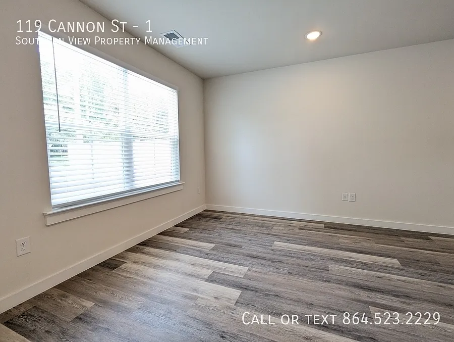 3 bed, 2.5 bath, 1333 sqft, $1,595 — Photo 3