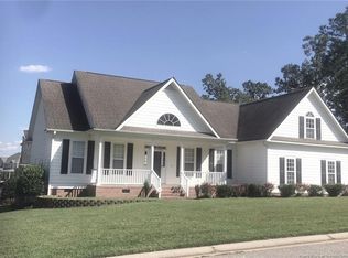 5309 Rocky Mountain Ln, Hope Mills, NC 28348