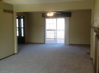 1313 NW Porter Cir, Blue Springs, MO 64015