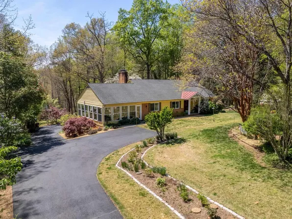 103 Powhatan Cir, Charlottesville, VA 22901