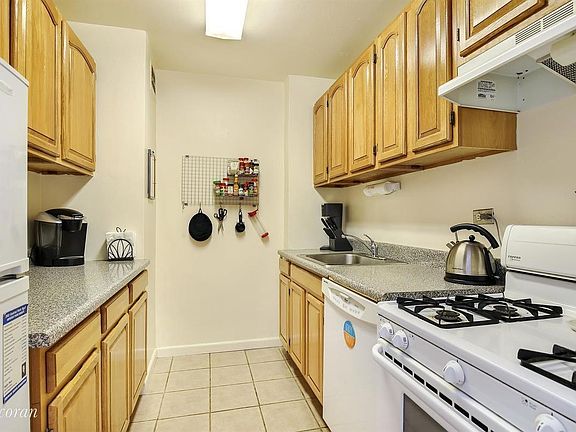 2nd image of 392 Central Park W APT 18S