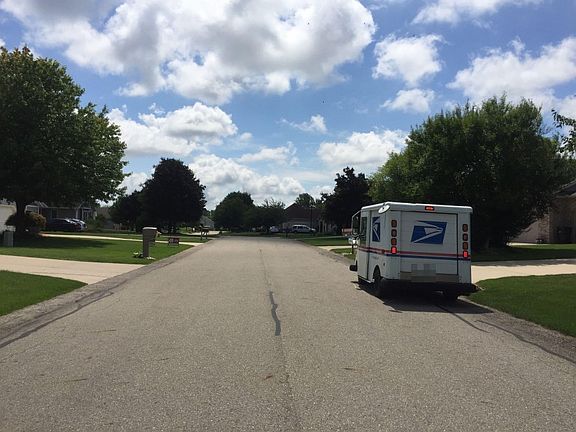 5th image of 3144 Crestbrooke Dr