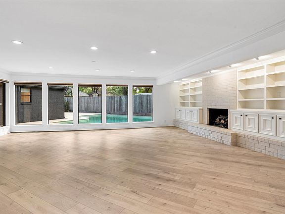 4th image of 10911 Riverview Dr