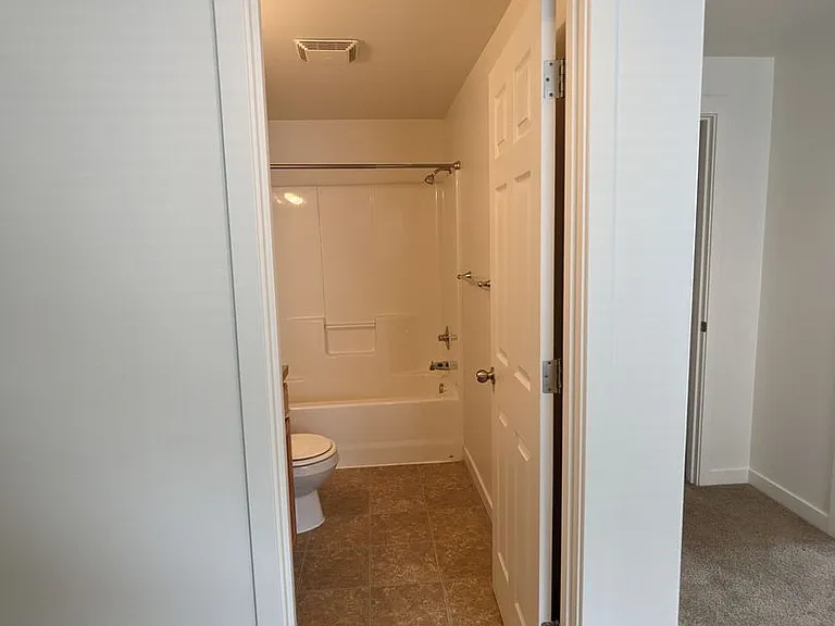 Halsey East Townhomes — Photo 163