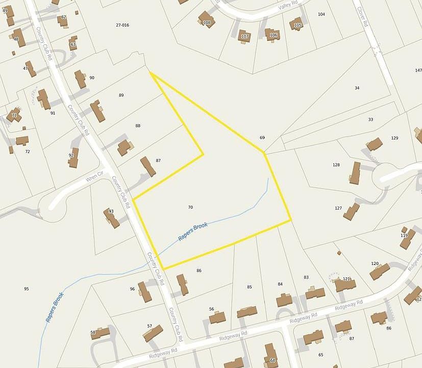 2nd image of 36 Country Club Rd