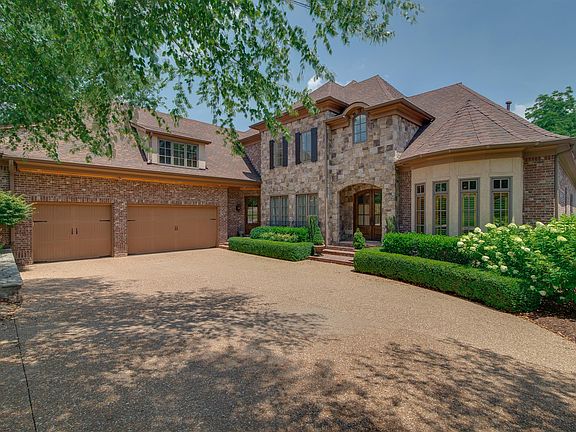 2nd image of 4025 Ayleworth Ln