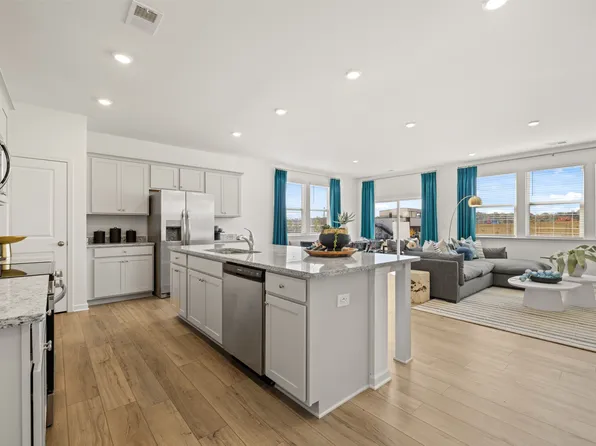 84 Mission Blvd, Pendergrass, GA 30567