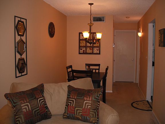 5th image of 52 Woodland Dr