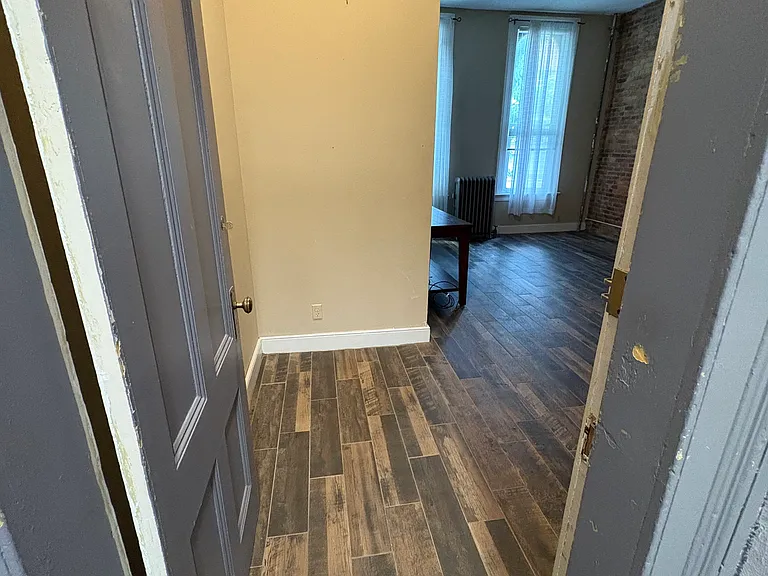 128 Washington St #2F — Photo 3