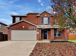 2432 Arroyo Springs Dr, Grand Prairie, TX 75052