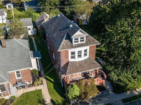 1331 Easton Rd, Hellertown, PA 18055
