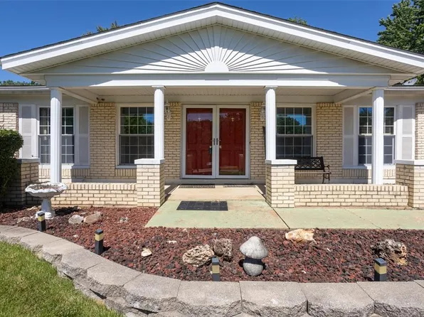 5515 Greenton Way, Saint Louis, MO 63128
