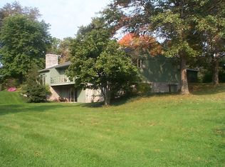 831 Rising Sun Rd, Telford, PA 18969