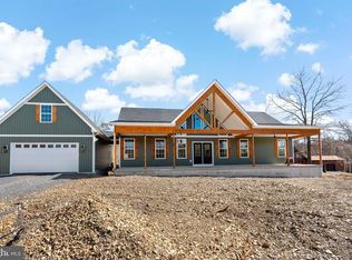 459 Prado Way, Berkeley Springs, WV 25411