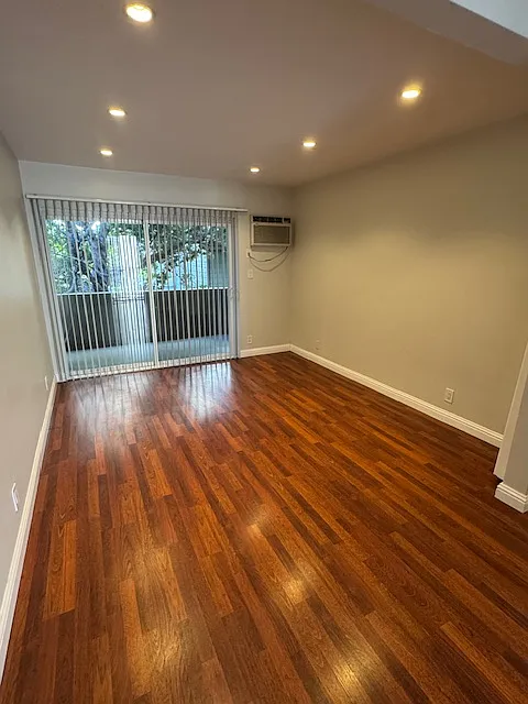 1 bed, $2,075 — Photo 3