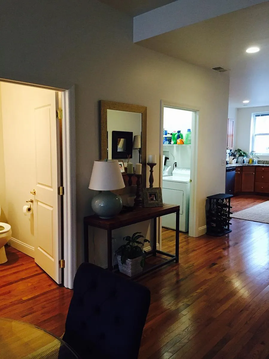 Building Photo - 6338 Marchand St #2