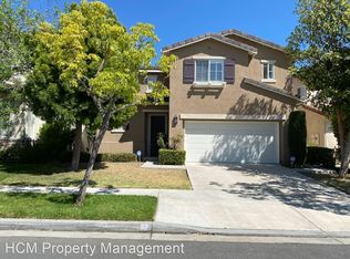 28 Meadow Gln, Irvine, CA 92602