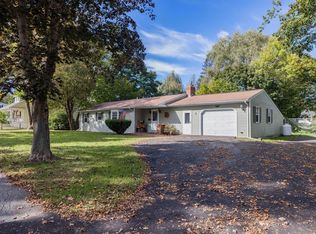 185 Oak St, Bath, ME 04530