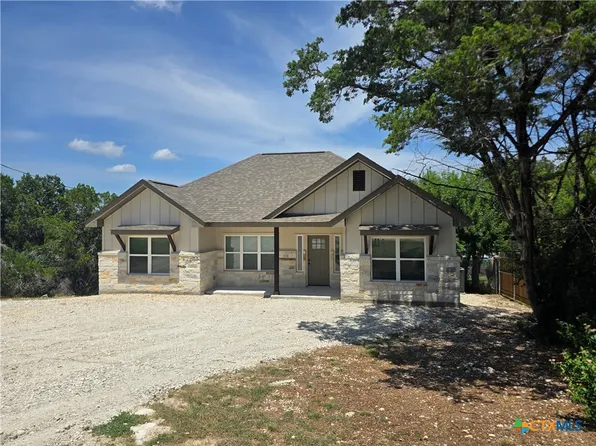 563 Irene Dr, Canyon Lake, TX 78133