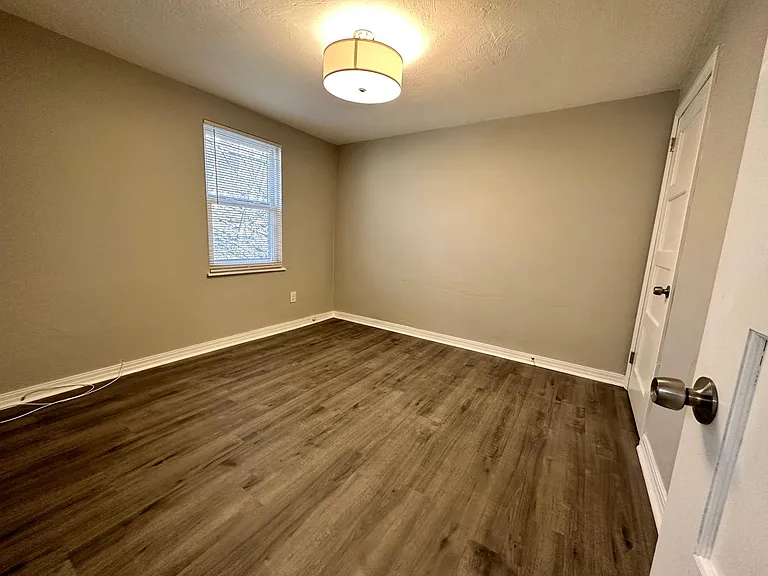 4350 Coleridge St — Photo 11