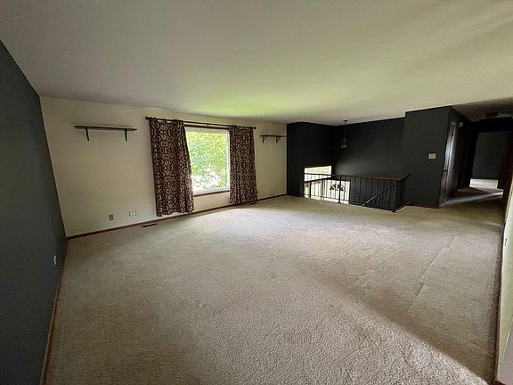 4th image of 16962 S Plainsman Cir