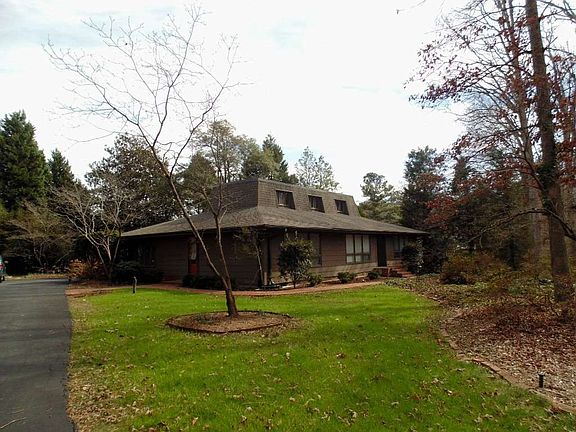 2nd image of 1147 Edisto Dr
