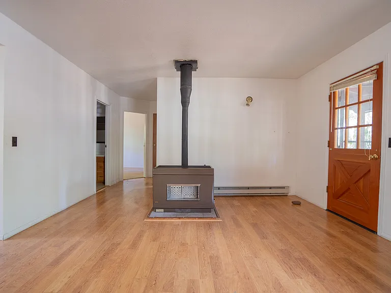 5383 Glenwood Ln — Photo 8