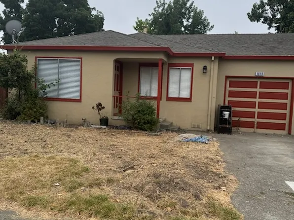 1010 Pressley St, Santa Rosa, CA 95404