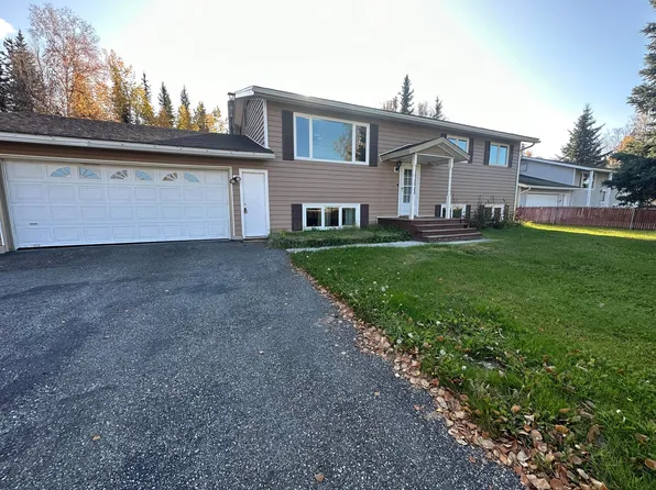 2068 Bridgewater Dr, Fairbanks, AK 99709