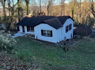 2428 Woodland Ave SW, South Charleston, WV 25303